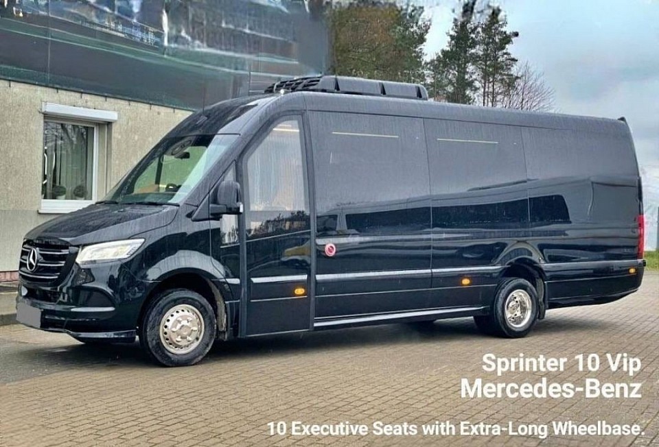 Rent a car with driver, Benz Sprinter, 25,000 baht per day, gas including expressway, 1 day, 10 hours, more than 10 hours, OT 1,000 baht per hour.